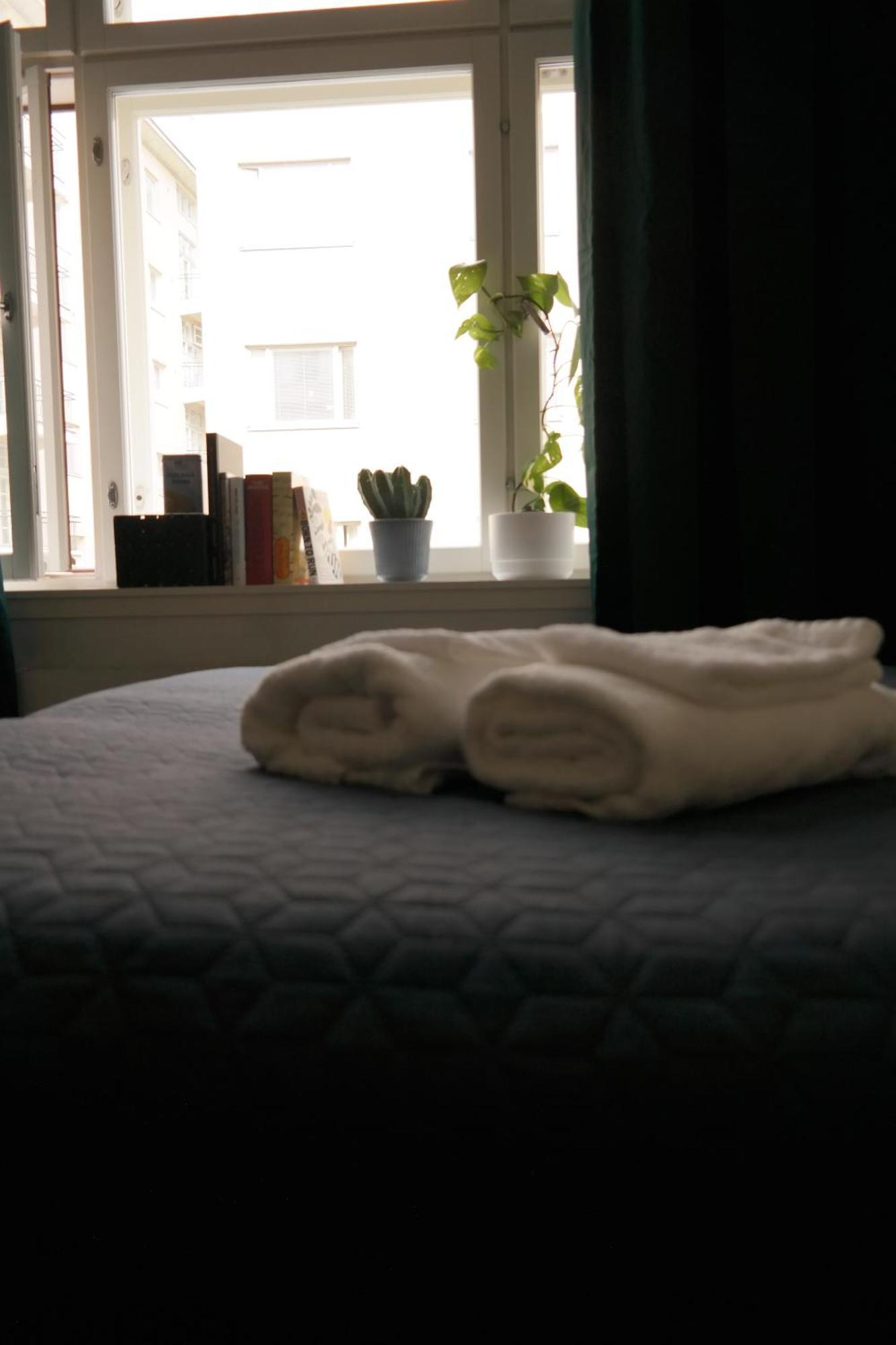 Modern Equipped Studio In Vibrant Kallio, Near Transit & Dining Spots 헬싱키 외부 사진